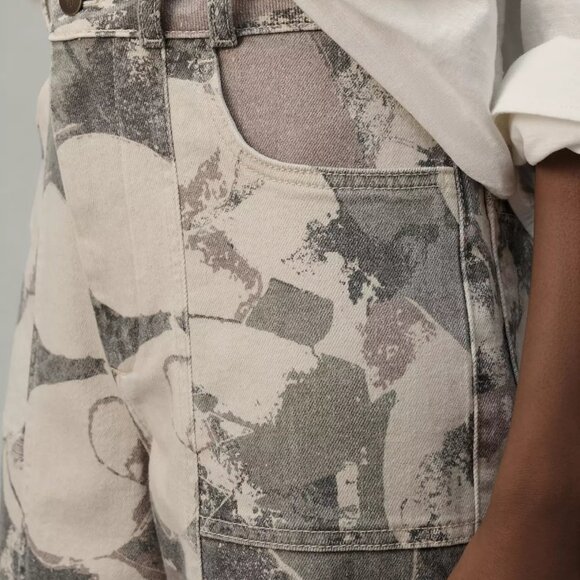 The Skipper Seamed High-Rise Crop Wide-Leg Pants by Pilcro: Camo Edition - Picture 4 of 15